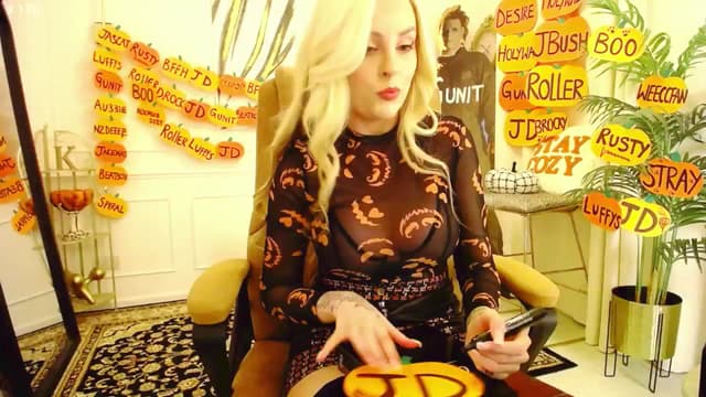 Gallery image thumbnail from K3lly's myfreecams stream on, 10/16/2025, 24:05 image 9 of 20
