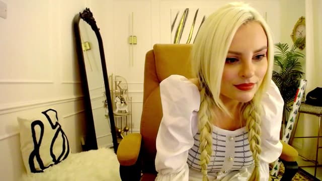 Gallery image thumbnail from K3lly's myfreecams stream on, 11/17/2025, 03:40 image 18 of 20