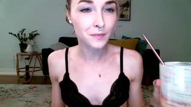 Gallery image thumbnail from K_O_A's myfreecams stream on, 11/30/2022, 21:07 image 13 of 20