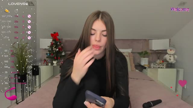 Gallery image thumbnail from KelSi's myfreecams stream on, 12/13/2023, 21:06 image 20 of 20