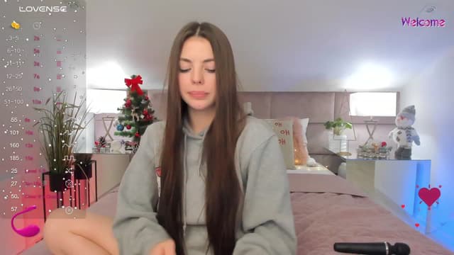 Gallery image thumbnail from KelSi's myfreecams stream on, 12/24/2023, 17:57 image 13 of 20