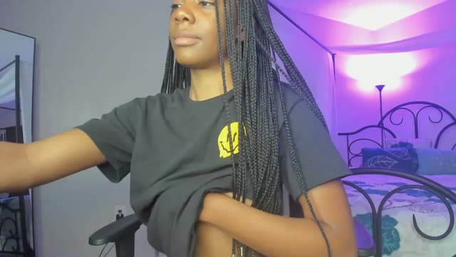 Gallery image thumbnail from Kiera's myfreecams stream on, 02/10/2023, 11:48 image 8 of 20