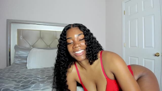 Gallery image thumbnail from Kiera's myfreecams stream on, 11/20/2023, 14:36 image 15 of 20