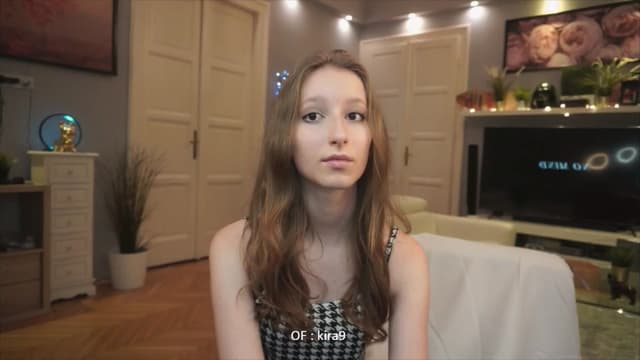 Gallery image thumbnail from Kira9's myfreecams stream on, 08/10/2025, 19:39 image 11 of 20