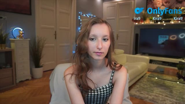 Gallery image thumbnail from Kira9's myfreecams stream on, 08/23/2025, 19:43 image 9 of 20