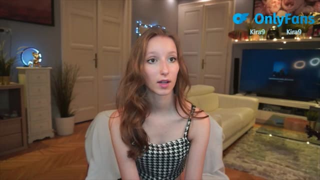 Gallery image thumbnail from Kira9's myfreecams stream on, 08/23/2025, 19:43 image 15 of 20