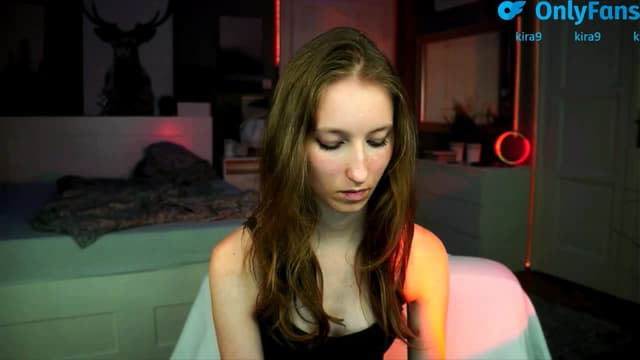 Gallery image thumbnail from Kira9's myfreecams stream on, 08/25/2025, 18:04 image 20 of 20