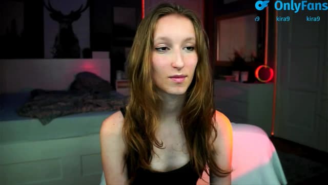 Gallery image thumbnail from Kira9's myfreecams stream on, 08/25/2025, 19:36 image 3 of 20