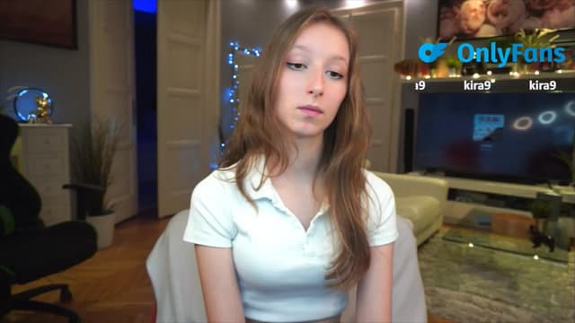Gallery image thumbnail from Kira9's myfreecams stream on, 09/04/2025, 18:27 image 18 of 20