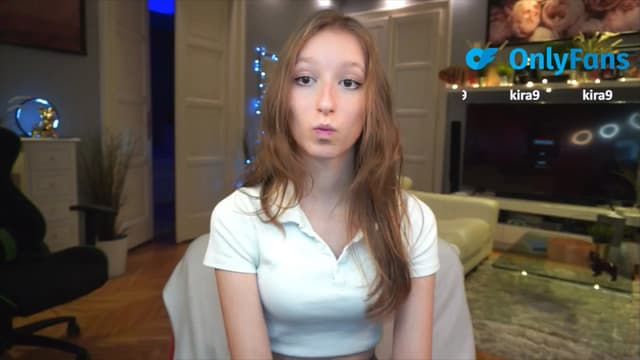 Gallery image thumbnail from Kira9's myfreecams stream on, 09/04/2025, 18:27 image 19 of 20