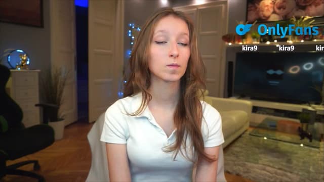 Gallery image thumbnail from Kira9's myfreecams stream on, 09/04/2025, 19:05 image 12 of 20