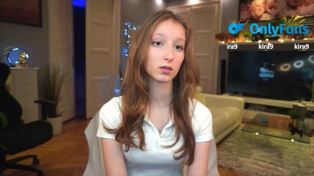 Gallery image thumbnail from Kira9's myfreecams stream on, 09/04/2025, 19:05 image 18 of 20