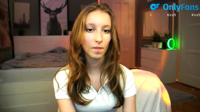 Gallery image thumbnail from Kira9's myfreecams stream on, 09/05/2025, 17:39 image 4 of 20