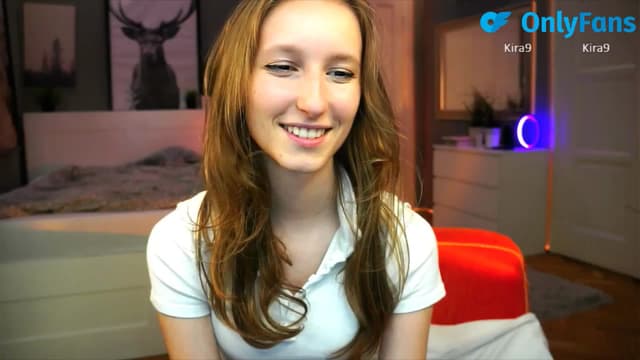 Gallery image thumbnail from Kira9's myfreecams stream on, 09/05/2025, 20:10 image 13 of 20
