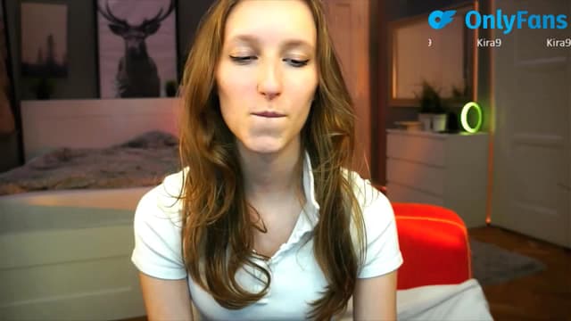 Gallery image thumbnail from Kira9's myfreecams stream on, 09/05/2025, 20:10 image 15 of 20