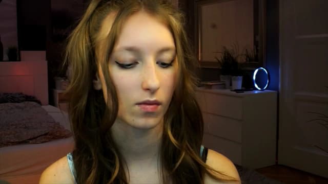 Gallery image thumbnail from Kira9's myfreecams stream on, 09/13/2025, 20:01 image 12 of 20