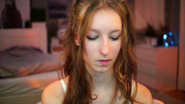 Gallery image thumbnail from Kira9's myfreecams stream on, 09/14/2025, 19:13 image 4 of 20