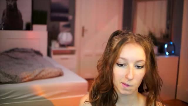 Gallery image thumbnail from Kira9's myfreecams stream on, 09/14/2025, 19:44 image 10 of 20