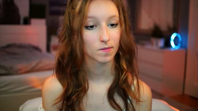 Gallery image thumbnail from Kira9's myfreecams stream on, 09/14/2025, 19:44 image 20 of 20