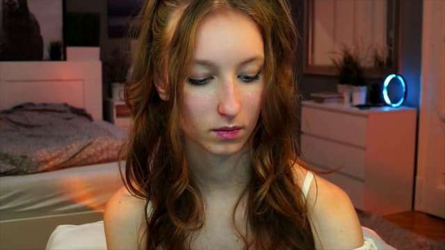 Gallery image thumbnail from Kira9's myfreecams stream on, 09/14/2025, 20:29 image 16 of 20