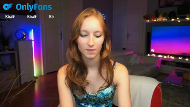 Gallery image thumbnail from Kira9's myfreecams stream on, 09/17/2025, 18:26 image 17 of 20
