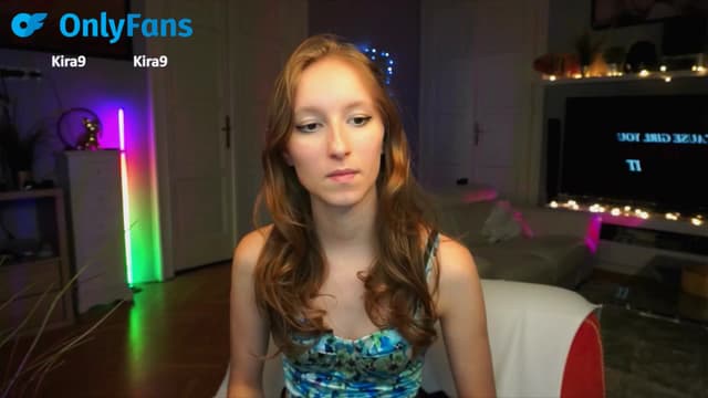 Gallery image thumbnail from Kira9's myfreecams stream on, 09/17/2025, 18:26 image 16 of 20