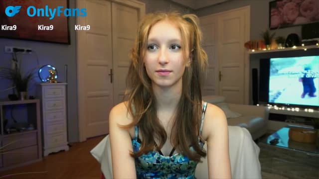 Gallery image thumbnail from Kira9's myfreecams stream on, 09/22/2025, 19:03 image 2 of 20