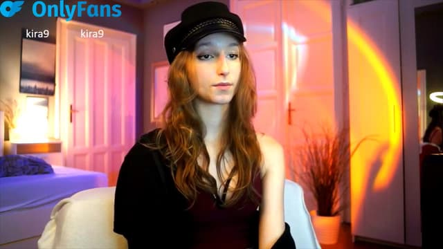 Gallery image thumbnail from Kira9's myfreecams stream on, 09/25/2025, 20:05 image 15 of 20