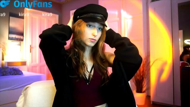 Gallery image thumbnail from Kira9's myfreecams stream on, 09/25/2025, 20:05 image 6 of 20
