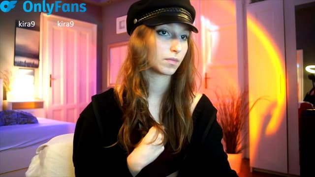 Gallery image thumbnail from Kira9's myfreecams stream on, 09/25/2025, 20:35 image 4 of 20