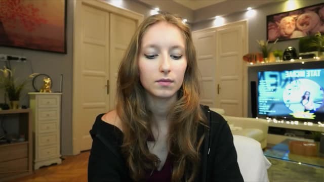 Gallery image thumbnail from Kira9's myfreecams stream on, 09/26/2025, 19:33 image 17 of 20