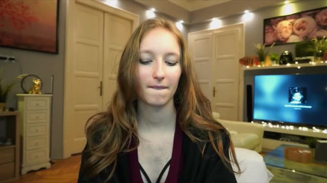 Gallery image thumbnail from Kira9's myfreecams stream on, 09/26/2025, 23:04 image 16 of 20
