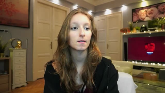 Gallery image thumbnail from Kira9's myfreecams stream on, 09/26/2025, 23:04 image 3 of 20