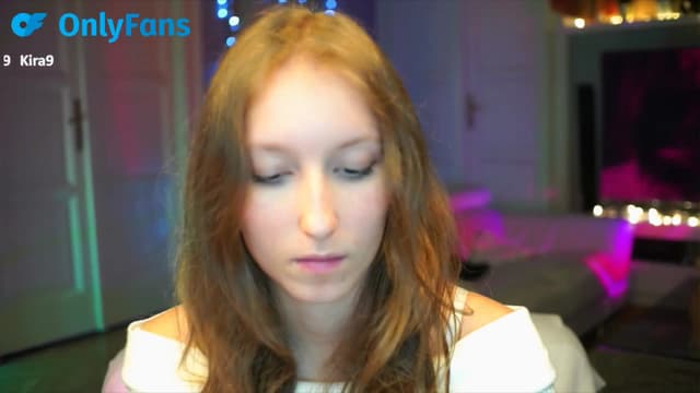 Gallery image thumbnail from Kira9's myfreecams stream on, 09/28/2025, 21:02 image 16 of 20