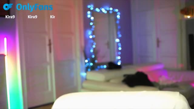 Gallery image thumbnail from Kira9's myfreecams stream on, 09/29/2025, 19:25 image 9 of 20