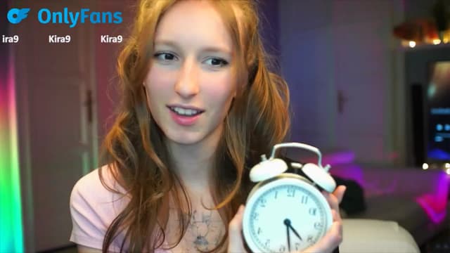 Gallery image thumbnail from Kira9's myfreecams stream on, 09/29/2025, 21:19 image 9 of 20