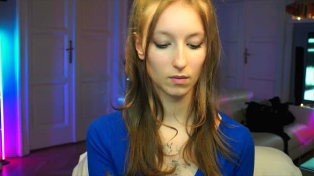 Gallery image thumbnail from Kira9's myfreecams stream on, 10/03/2025, 16:50 image 10 of 20