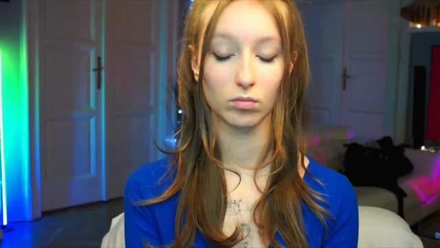 Gallery image thumbnail from Kira9's myfreecams stream on, 10/03/2025, 16:50 image 20 of 20