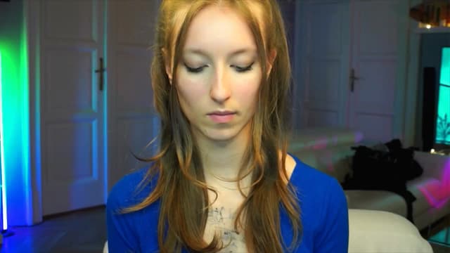 Gallery image thumbnail from Kira9's myfreecams stream on, 10/03/2025, 16:50 image 18 of 20