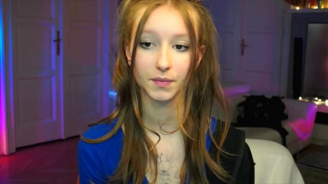 Gallery image thumbnail from Kira9's myfreecams stream on, 10/03/2025, 18:38 image 20 of 20