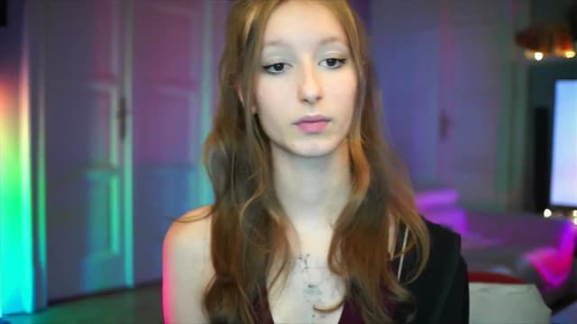 Gallery image thumbnail from Kira9's myfreecams stream on, 10/04/2025, 19:48 image 5 of 20