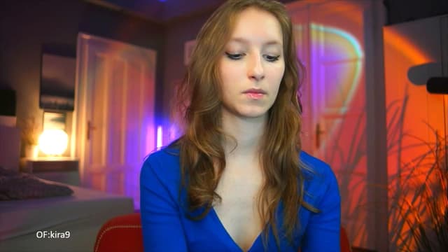 Gallery image thumbnail from Kira9's myfreecams stream on, 10/10/2025, 19:34 image 17 of 20