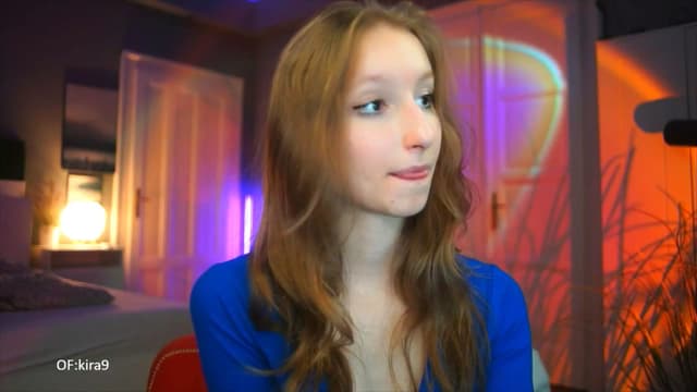 Gallery image thumbnail from Kira9's myfreecams stream on, 10/10/2025, 19:34 image 2 of 20
