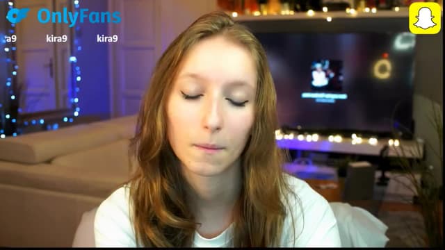 Gallery image thumbnail from Kira9's myfreecams stream on, 10/11/2025, 19:05 image 20 of 20