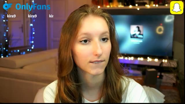 Gallery image thumbnail from Kira9's myfreecams stream on, 10/11/2025, 19:05 image 15 of 20