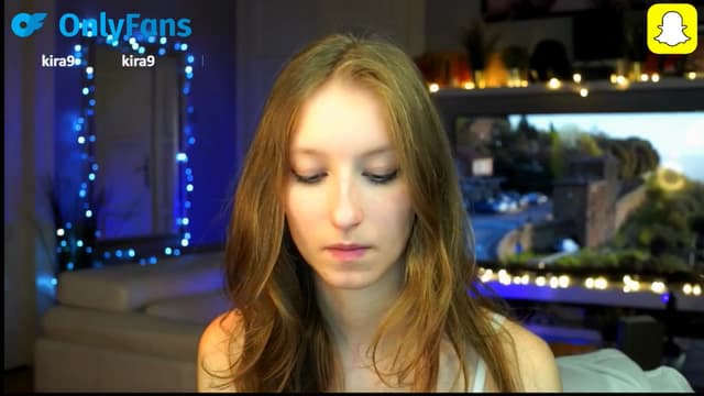 Gallery image thumbnail from Kira9's myfreecams stream on, 10/12/2025, 15:48 image 18 of 20