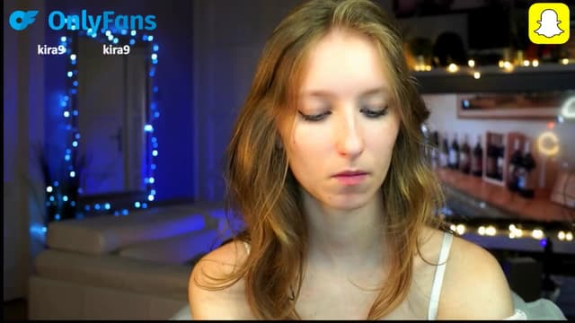 Gallery image thumbnail from Kira9's myfreecams stream on, 10/12/2025, 15:48 image 13 of 20