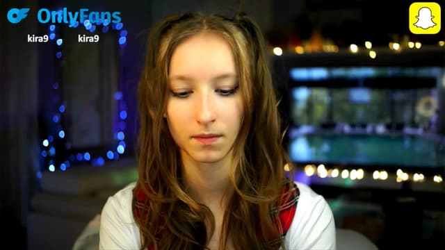Gallery image thumbnail from Kira9's myfreecams stream on, 10/16/2025, 16:43 image 7 of 20
