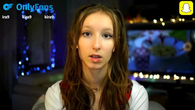 Gallery image thumbnail from Kira9's myfreecams stream on, 10/16/2025, 16:43 image 2 of 20