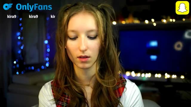 Gallery image thumbnail from Kira9's myfreecams stream on, 10/16/2025, 19:21 image 3 of 20